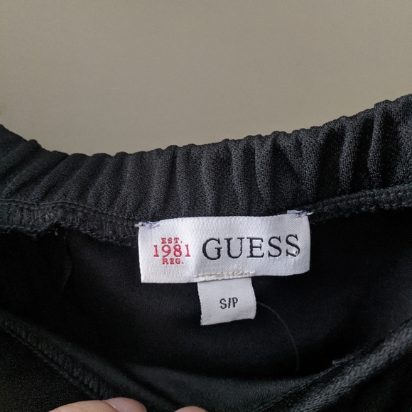 Guess 'Rahel' Cold Shoulder Ruffel Jumpsuit - Picture 4 of 6